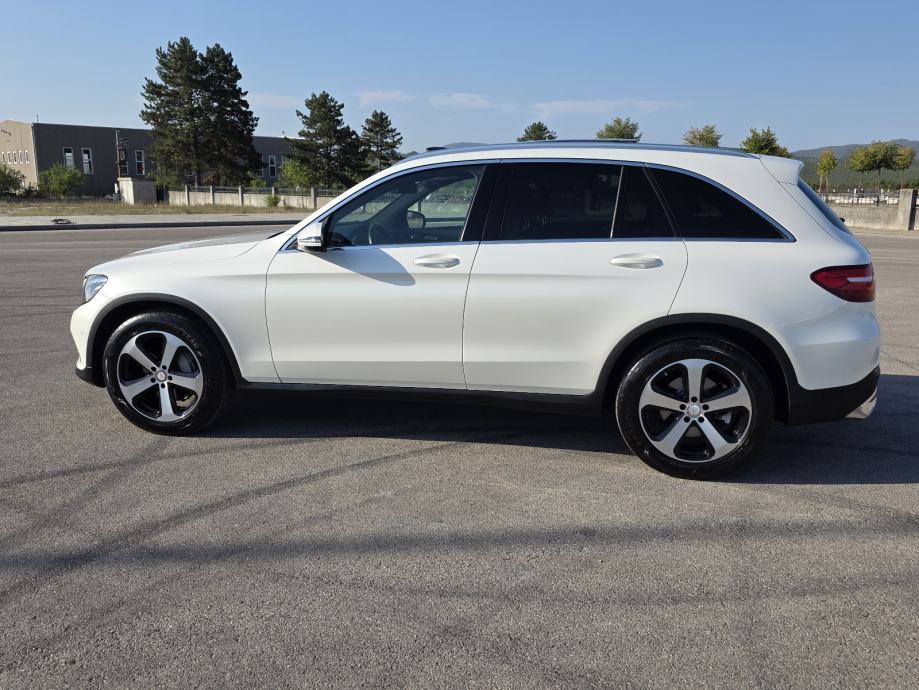 Mercedes-Benz GLC 220 d automatik 9G ...77000km Orginalnih, fotografija 7