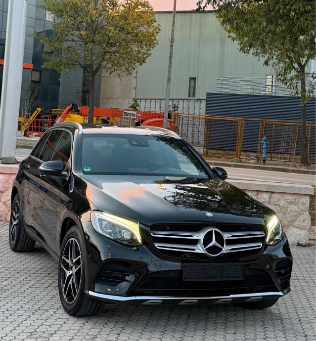 MERCEDES BENZ GLC 220d ~ 3xAMG ~ 4MATIC , ILS ,ALU , NAVI , PDC , LED, fotografija 19