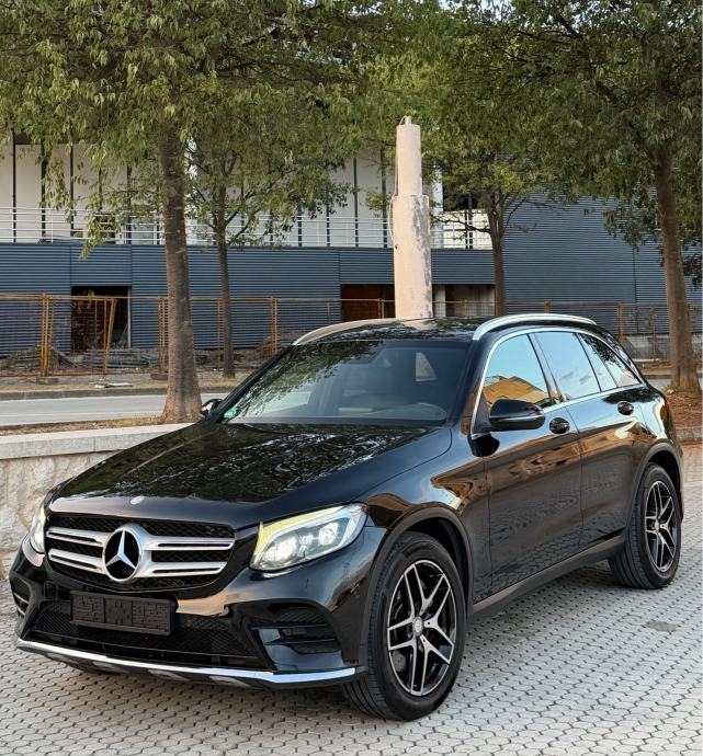 MERCEDES BENZ GLC 220d ~ 3xAMG ~ 4MATIC , ILS ,ALU , NAVI , PDC , LED, fotografija 2
