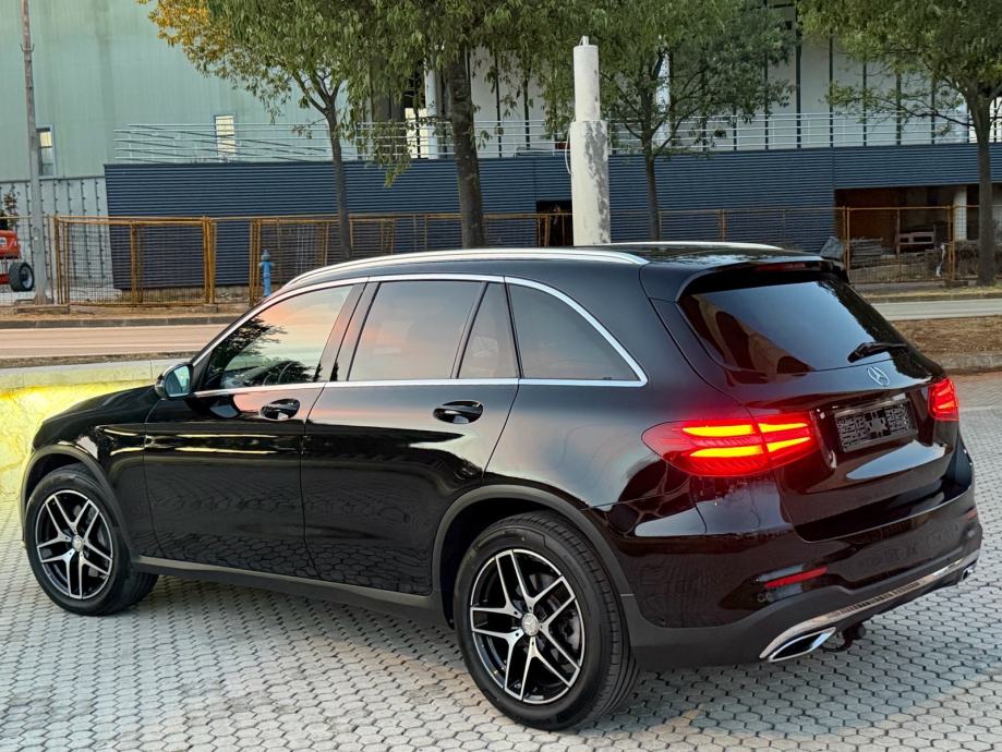 MERCEDES BENZ GLC 220d ~ 3xAMG ~ 4MATIC , ILS ,ALU , NAVI , PDC , LED, fotografija 13