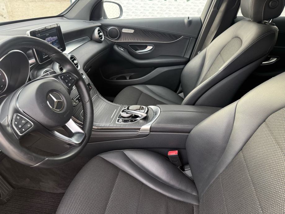 Mercedes-Benz GLC 220 d 4 MATIC | KAMERA 360 | KOŽA | MRTVI KUT, fotografija 9