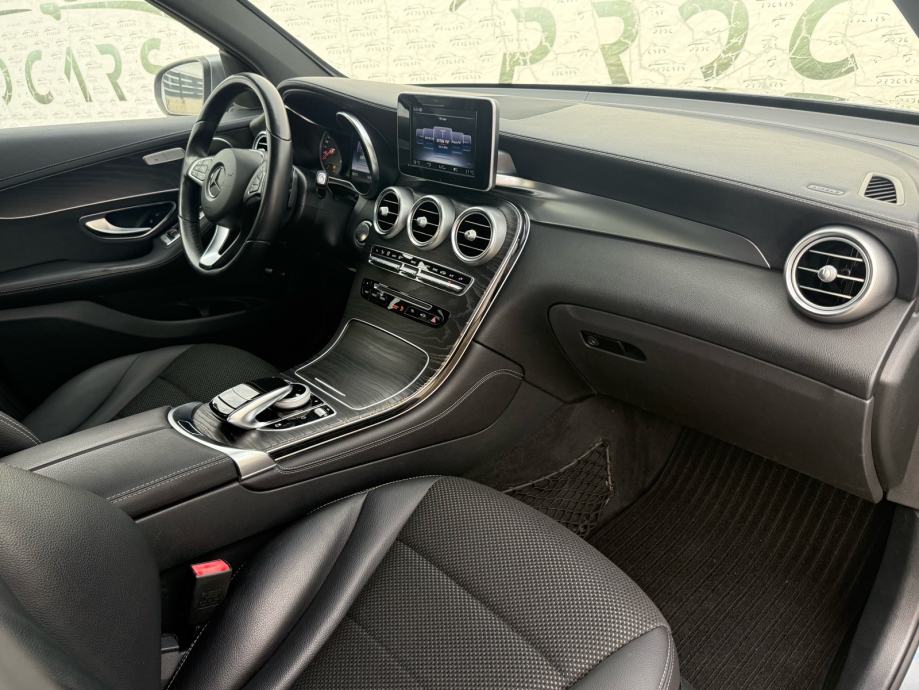 Mercedes-Benz GLC 220 d 4 MATIC | KAMERA 360 | KOŽA | MRTVI KUT, fotografija 14