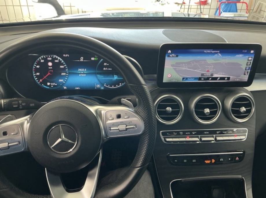 Mercedes-Benz GLC 220d 4MATIC - AMG, PANO, KAM 360, JAMSTVO, LEASING, fotografija 8