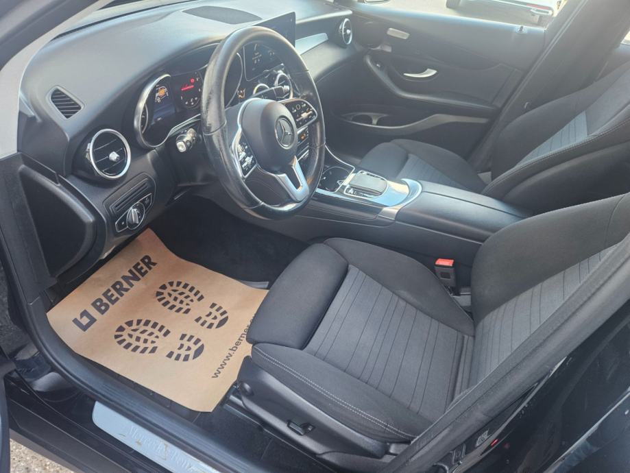 Mercedes-Benz GLC 220D 4MATIC,1.godinu registracije,ODLIČNO STANJE!, fotografija 7
