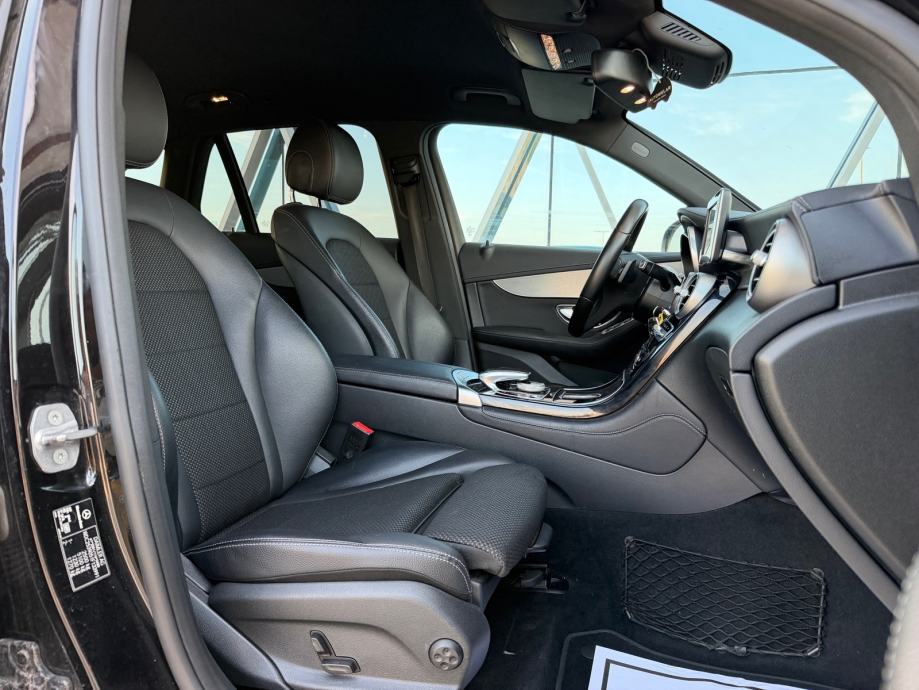 Mercedes-Benz GLC 220D AVANTGARDE,LED,GR.SJEDALA,SERVISNA,JAMSTVO, fotografija 19