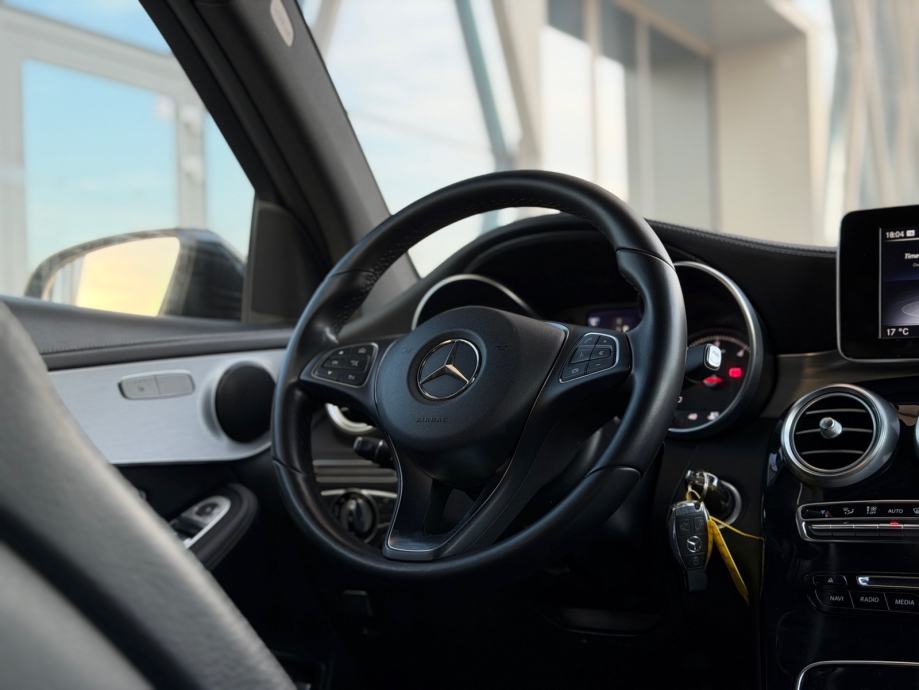 Mercedes-Benz GLC 220D AVANTGARDE,LED,GR.SJEDALA,SERVISNA,JAMSTVO, fotografija 17