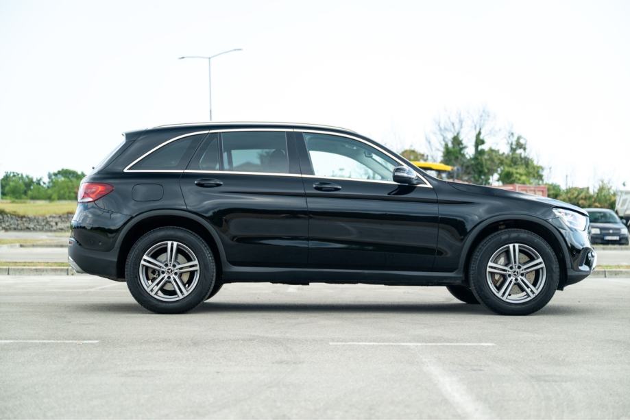 Mercedes-Benz GLC 300 4MATIC automatik, fotografija 8