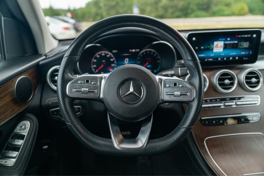Mercedes-Benz GLC 300 4MATIC automatik, fotografija 11