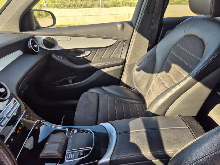 Mercedes-Benz AMG GLC 300 4MATIC automatik, fotografija 10