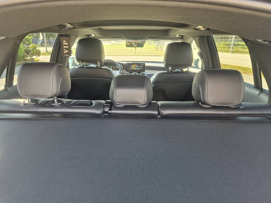 Mercedes-Benz AMG GLC 300 4MATIC automatik, fotografija 13