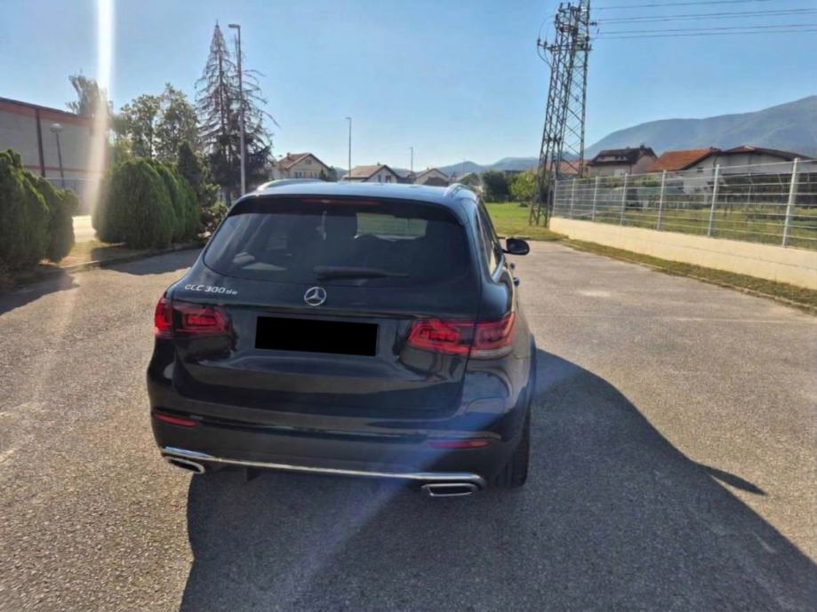 Mercedes-Benz AMG GLC 300 4MATIC automatik, fotografija 5