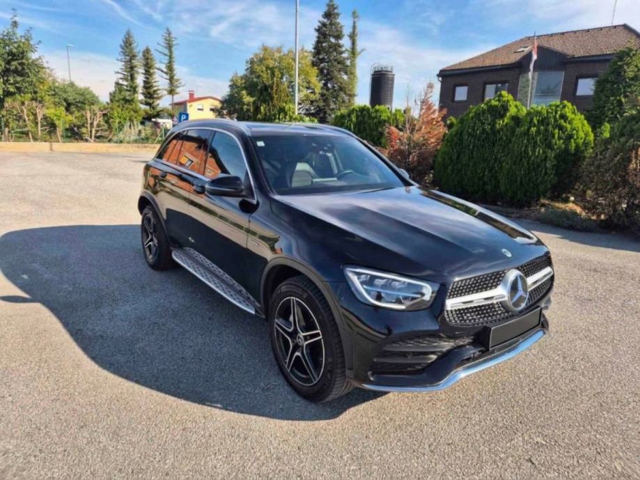 Mercedes-Benz AMG GLC 300 4MATIC automatik, fotografija 2