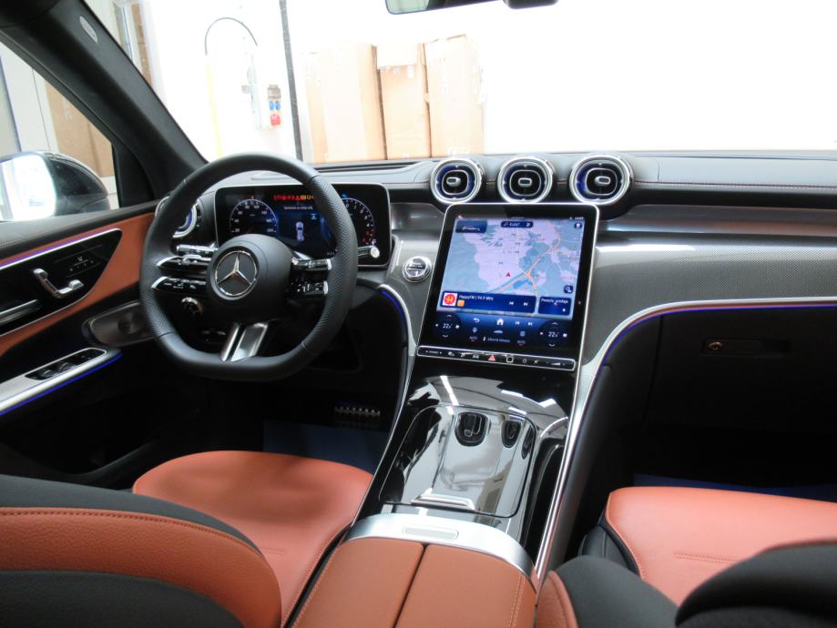 Mercedes-Benz GLC 300 de 4MATIC AMG Line Premium plus, fotografija 14
