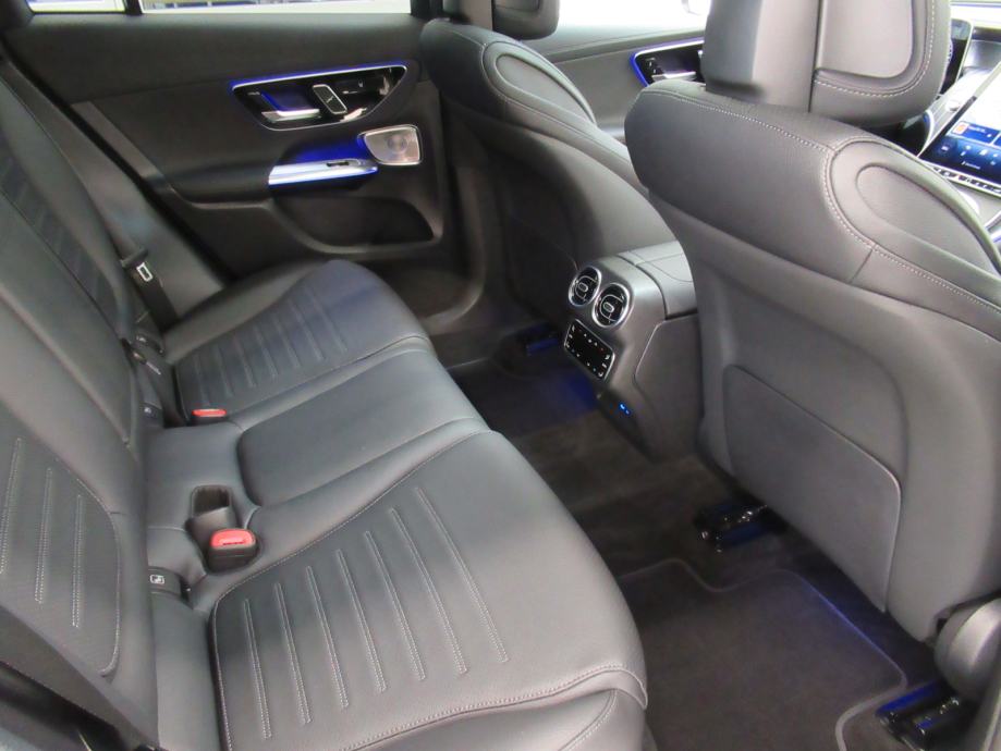 Mercedes-Benz GLC 300 de 4MATIC Coupe AMG Line Premium Plus, fotografija 12