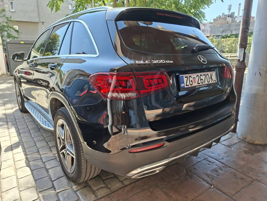 Mercedes-Benz GLC 300 de AMG line, fotografija 3