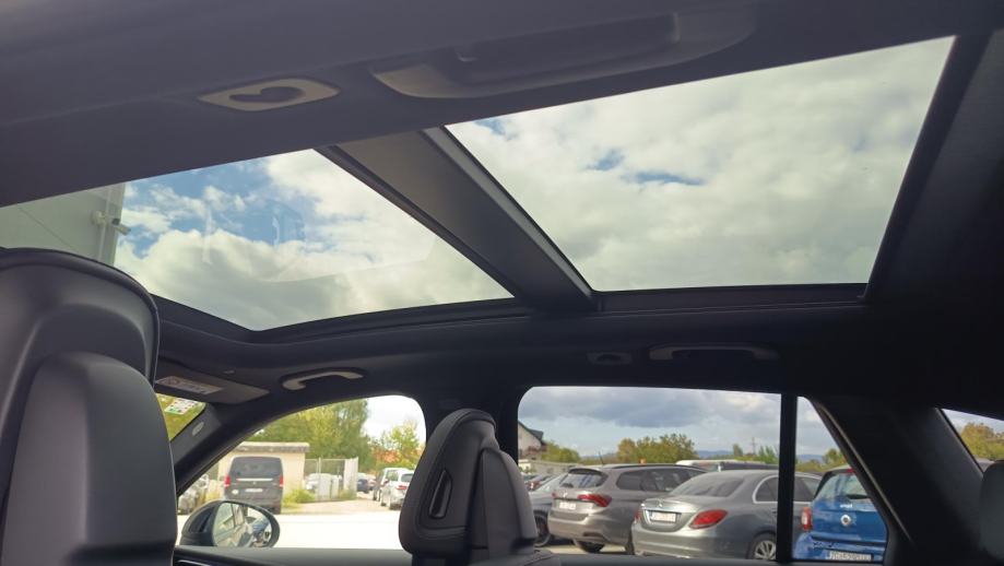Mercedes-Benz GLC 300 de, fotografija 16