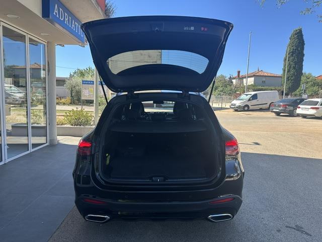 Mercedes-Benz GLC 400e 4MATIC AMG Line Aut., fotografija 9