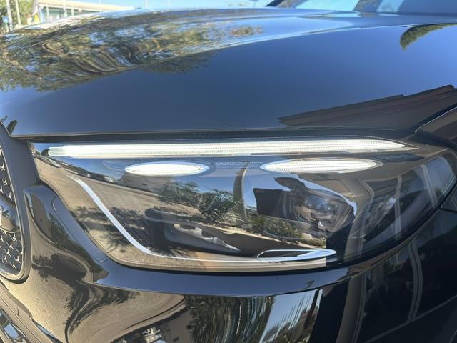 Mercedes-Benz GLC 400e 4MATIC AMG Line Aut., fotografija 11