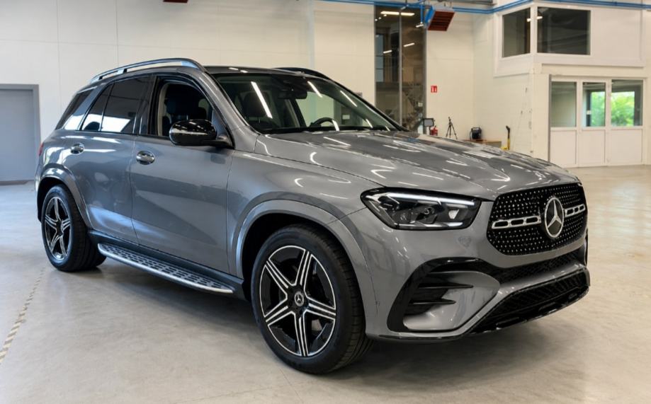 Mercedes-Benz GLE 350 de, AMG, Novi model!! automatik, 2024 god.
