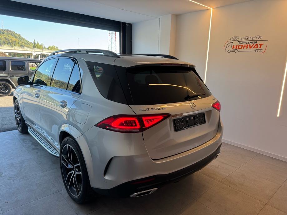 Mercedes-Benz GLE 350de AMG+Night Paket; Navi; Pano; Alu 22; 360 Kam.;, fotografija 7