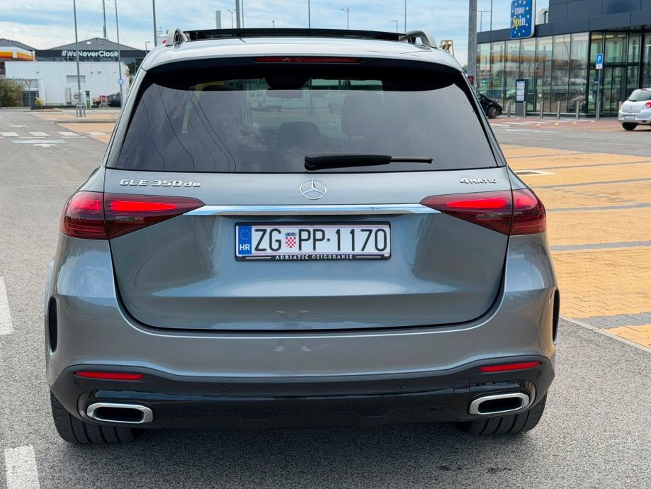 Mercedes-Benz GLE350de 2025god… AMG NIGHT PAKET, pogled izvana - slika 3