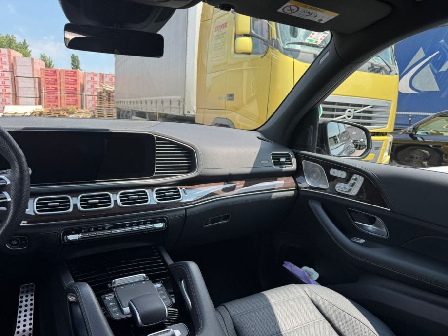 Mercedes-Benz GLS 450d 4Matic, AMG Line, zračni ovjes, kuka, fotografija 11