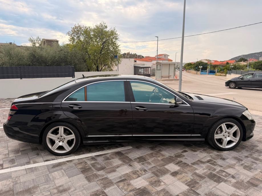 Mercedes-Benz S klasa 4MATIC 500 automatik, fotografija 16