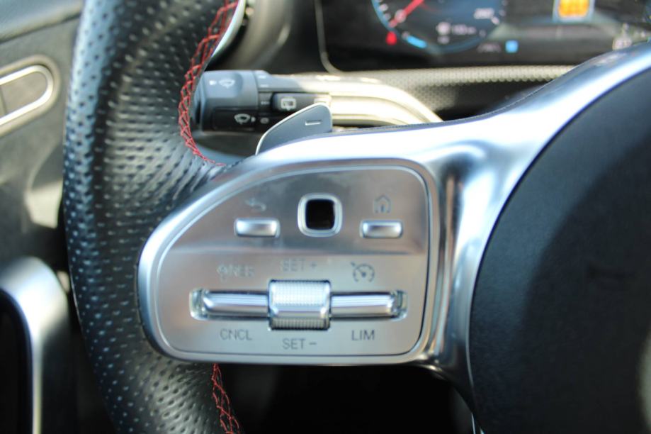 Mercedes-Benz klasa A 180d AMG AUTOMATIK *LED, NAVIGACIJA, KAMERA*, fotografija 17