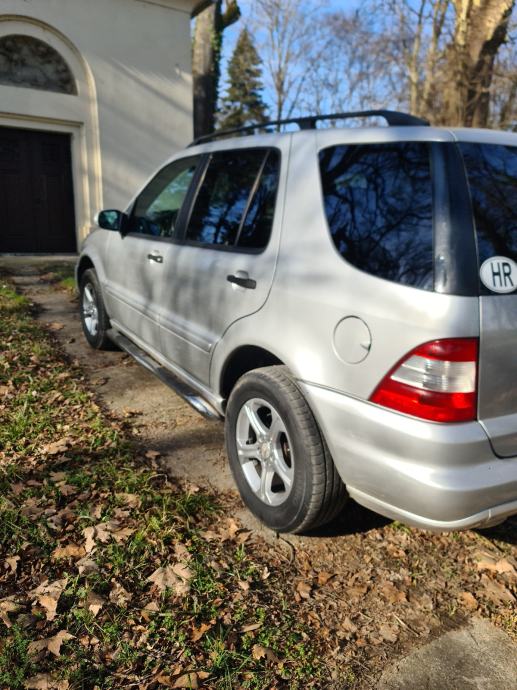 Mercedes-Benz ML 320, fotografija 3