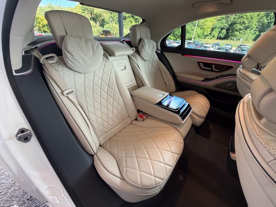 Mercedes-Benz S400d 4Matic AMG,PANO,DIGITAL LIGHT,HUD,REG. DO 6/2027!, fotografija 7