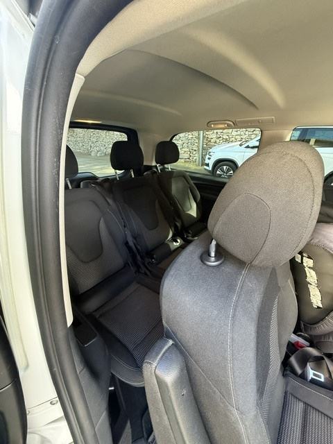 Mercedes-Benz V-klasa 220 d automatik-top stanje, fotografija 8