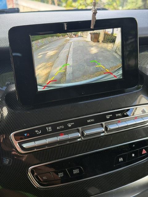 Mercedes-Benz V-klasa 220 d automatik-top stanje, fotografija 13
