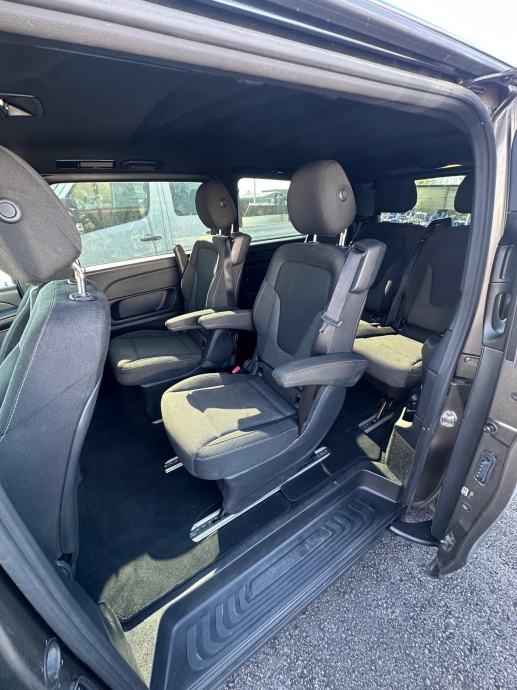 Mercedes-Benz V-klasa 250 d automatik, 7 sjedala, reg. godinu dana, fotografija 14