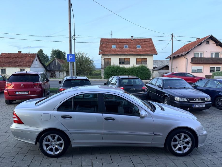 Mercedes-Benz W203 | C180 Kompressor | 2004. God, fotografija 5