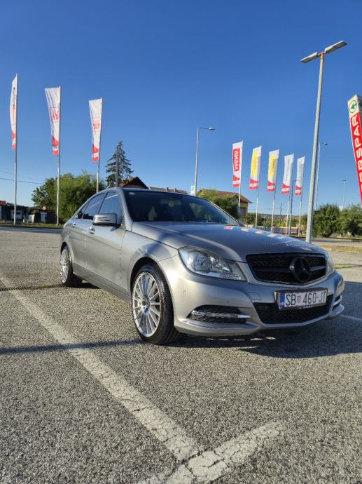 Mercedes-Benz W204 C-klasa 220 CDI, fotografija 8