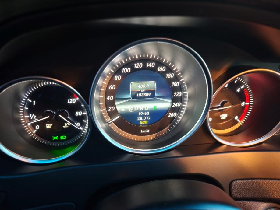 MERCEDES C 200 CDI AUTOMATIC 2013g. BI-XENON 183000KM, fotografija 16