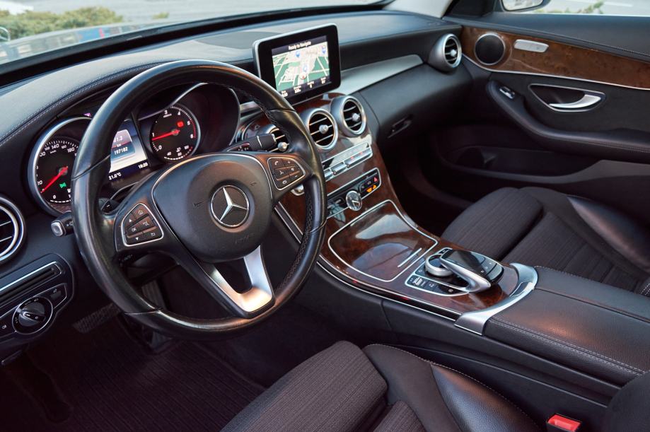 MERCEDES C 220d EXCLUSIVE automatik , 2016 g.reg.do 09/27g.Servisna ., fotografija 11