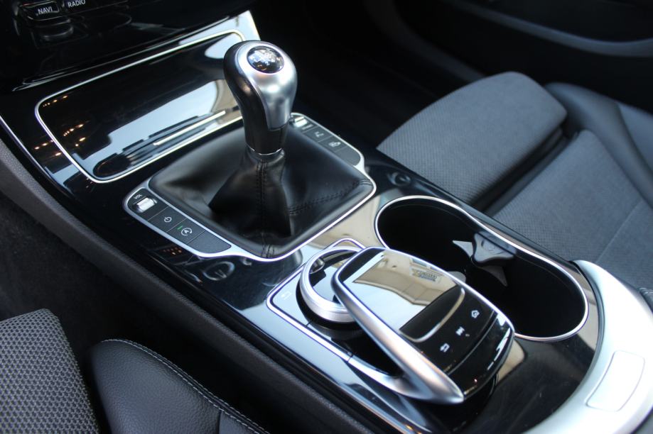 Mercedes C200D AVANTGARDE, LED, KOŽA, ALU 19, NAVI, KAMERA, GARANCIJA., fotografija 13