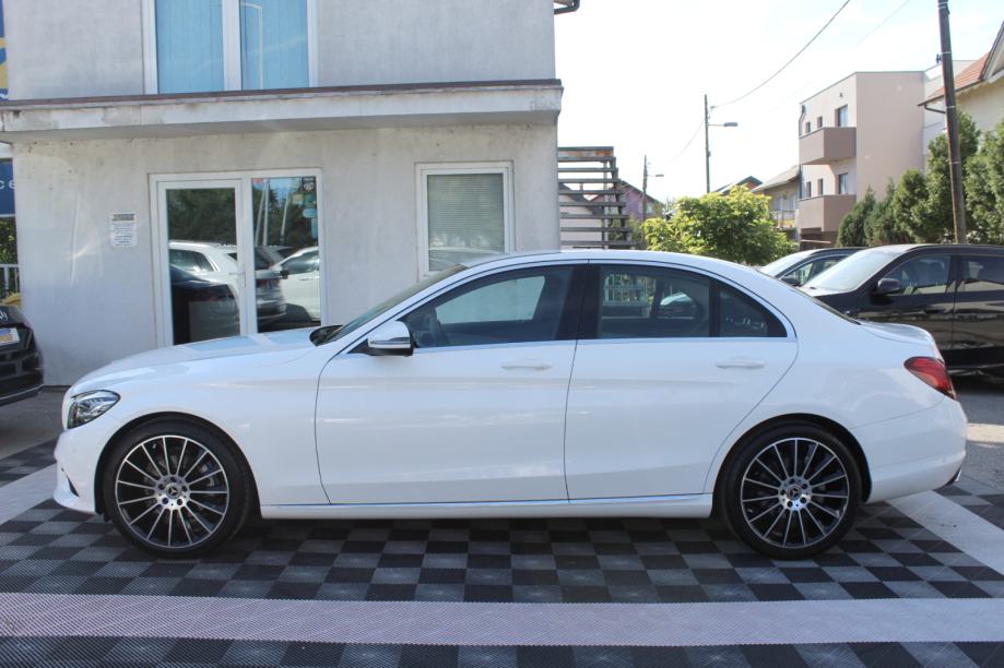 Mercedes C200D AVANTGARDE, LED, KOŽA, ALU 19, NAVI, KAMERA, GARANCIJA., fotografija 4