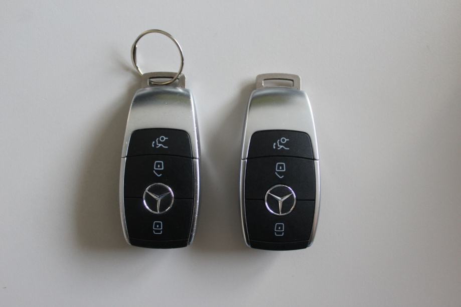 Mercedes C200D AVANTGARDE, LED, KOŽA, ALU 19, NAVI, KAMERA, GARANCIJA., fotografija 18