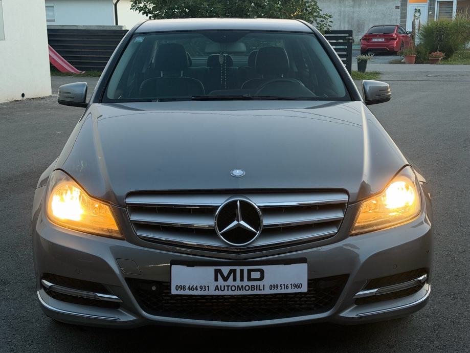 Mercedes C220 Avantgarde Automatik, fotografija 2