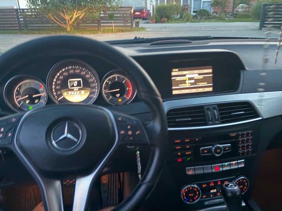 Mercedes C220 Avantgarde Automatik, fotografija 7