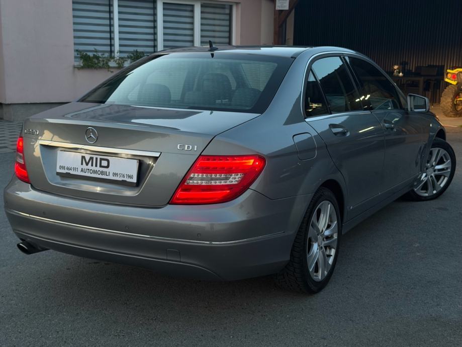 Mercedes C220 Avantgarde Automatik, fotografija 4
