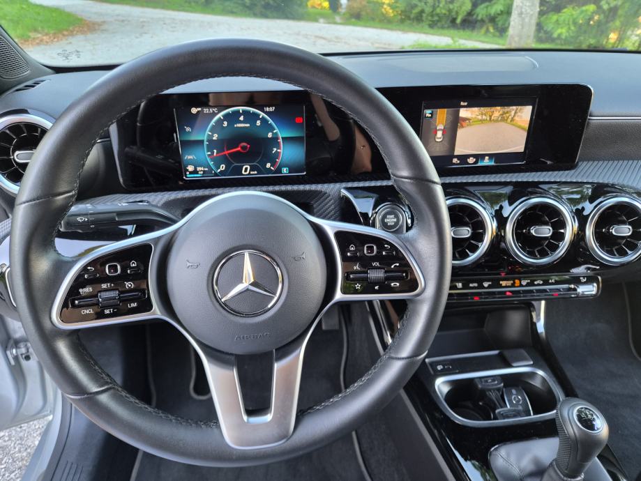 Mercedes CLA 180 *43TKM*KAMERA*PARK ASSIST*NAVI*REG 07/27*, fotografija 13