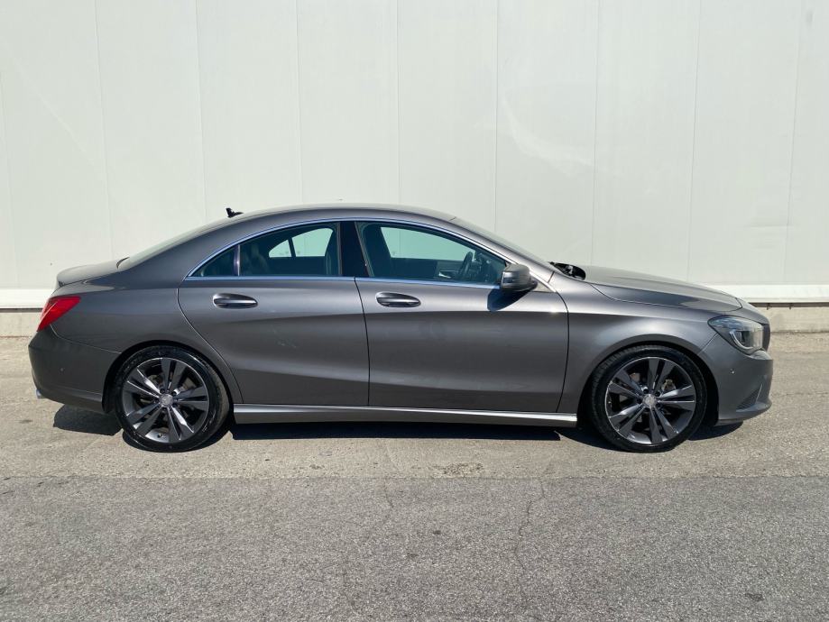 Mercedes CLA 200 CDI AMG aut.*reg11/2026.*PDC*Alu 18*Bixenon*Navi*, fotografija 4