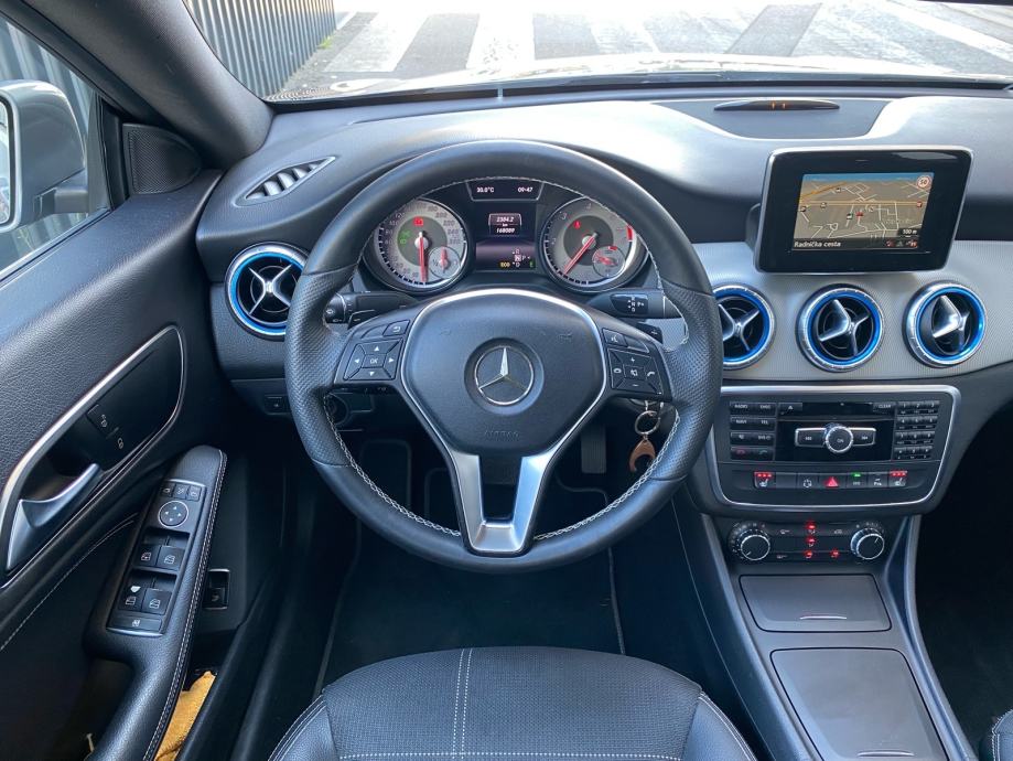 Mercedes CLA 200 CDI AMG aut.*reg11/2026.*PDC*Alu 18*Bixenon*Navi*, fotografija 11