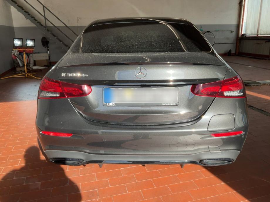 Mercedes E 300de Night Edition AMG Line, NAVI, ŠIBER, ALU 19, SERVISNA, fotografija 8