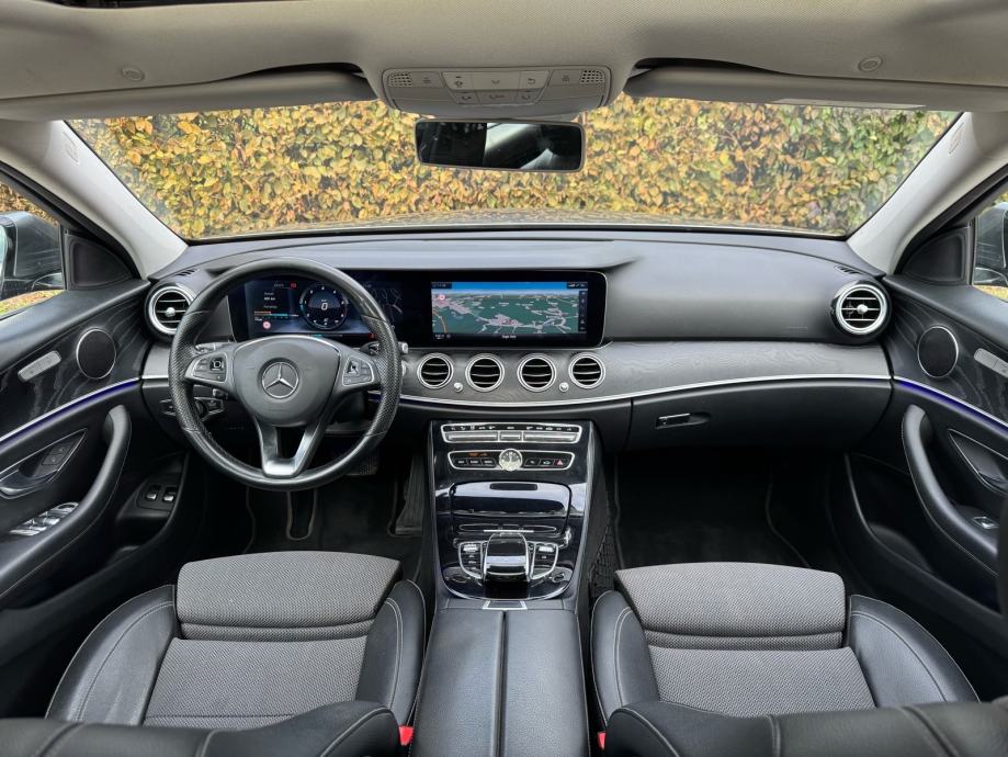 Mercedes E klasa 220 D Avantgarde LED-WIDESCREEN-AMBI LIGHT-AMG, fotografija 10