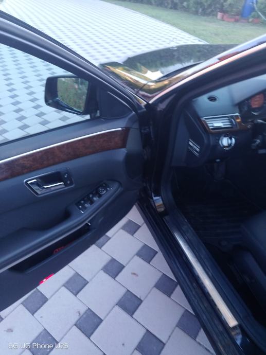 Mercedes E200 T CDI, fotografija 5