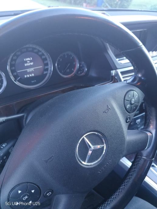 Mercedes E200 T CDI, fotografija 11